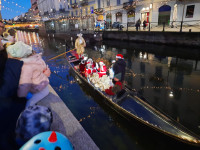 BABBO NATALE ARRIVA IN GONDOLA